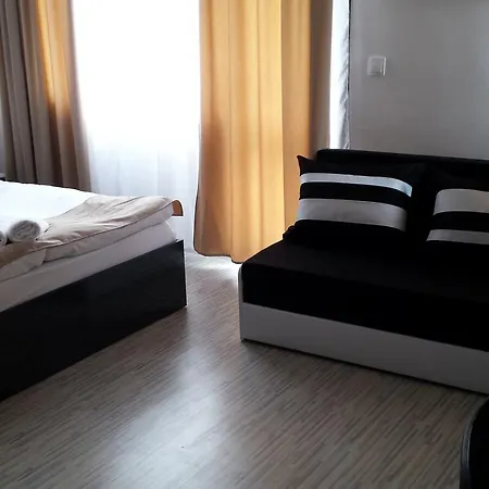 Otel Tiara *